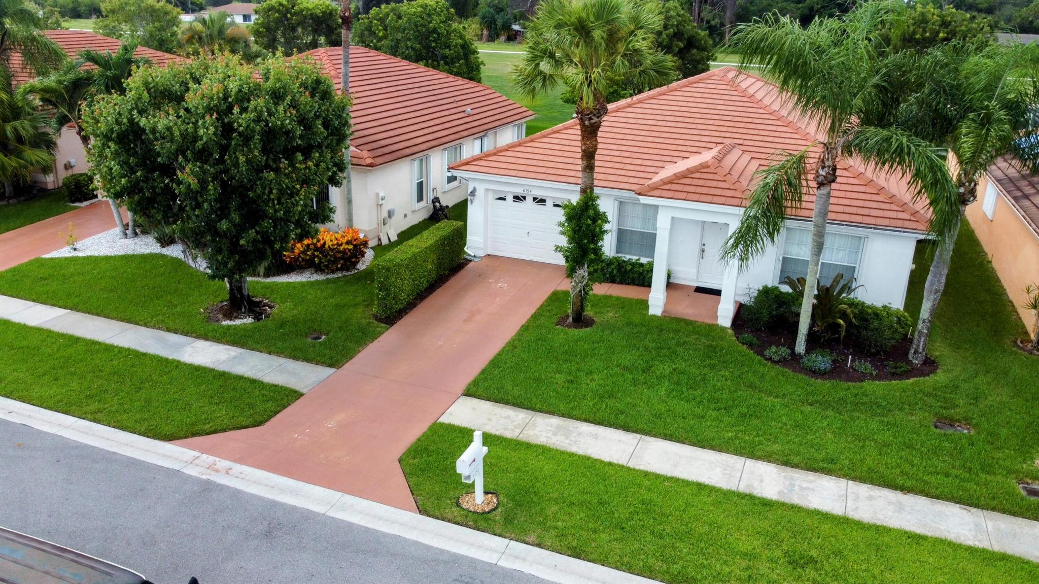 6154 Harbour Greens Drive