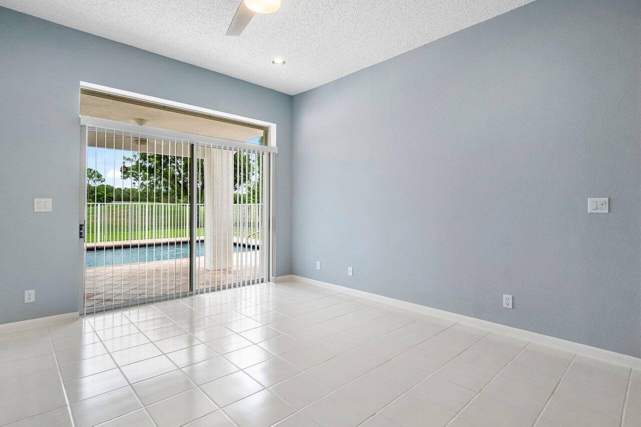 6154 Harbour Greens Drive