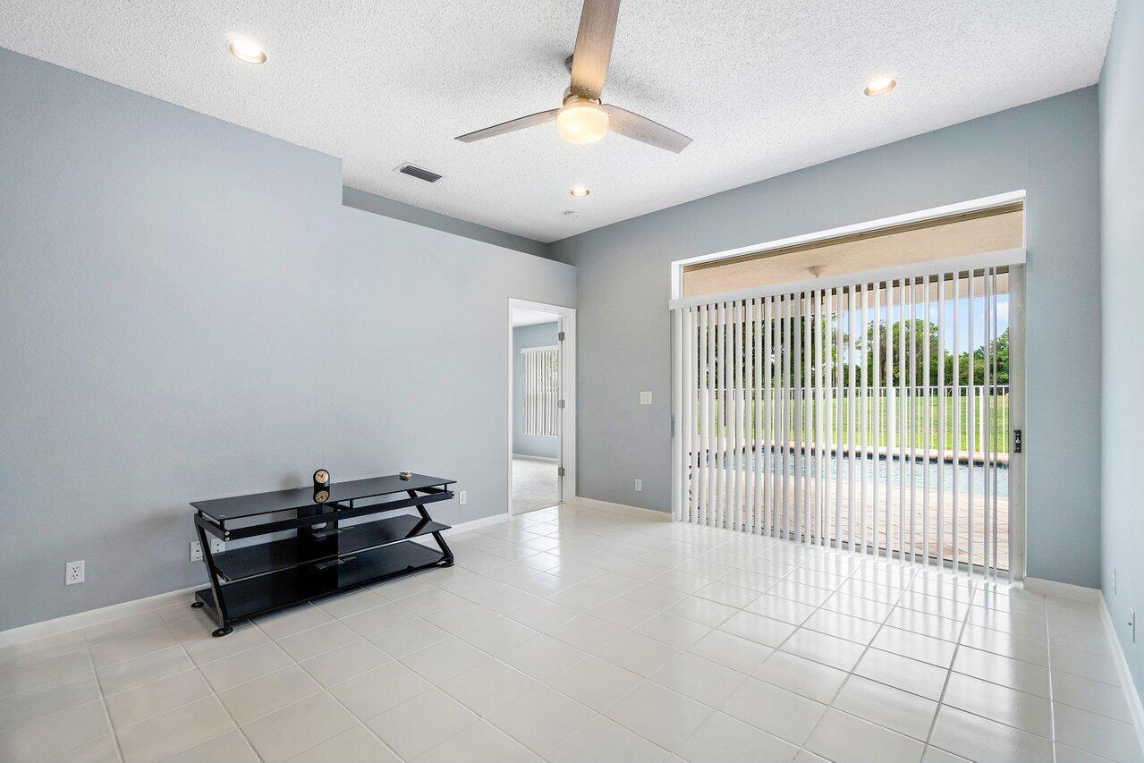 6154 Harbour Greens Drive