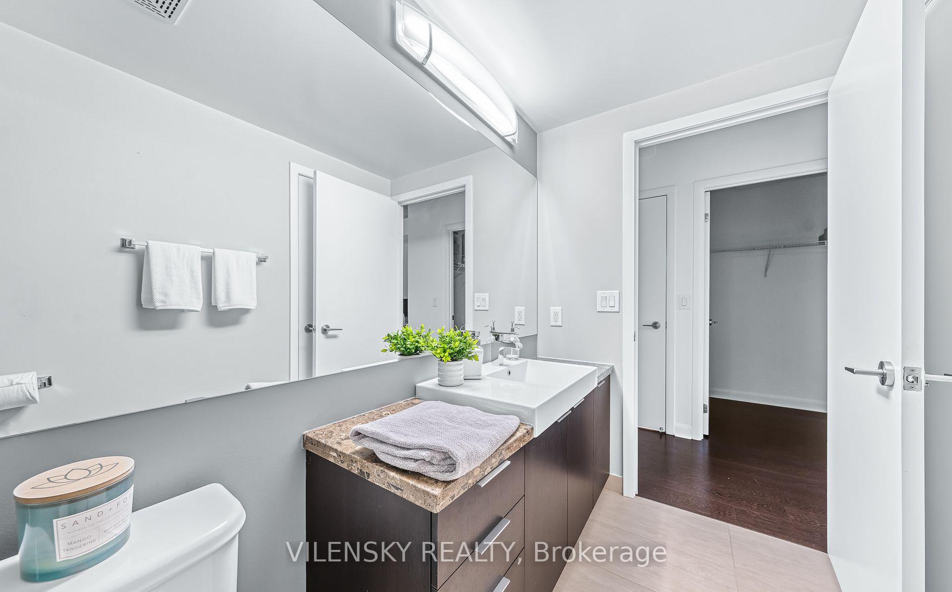 909-478 King Street West, Toronto