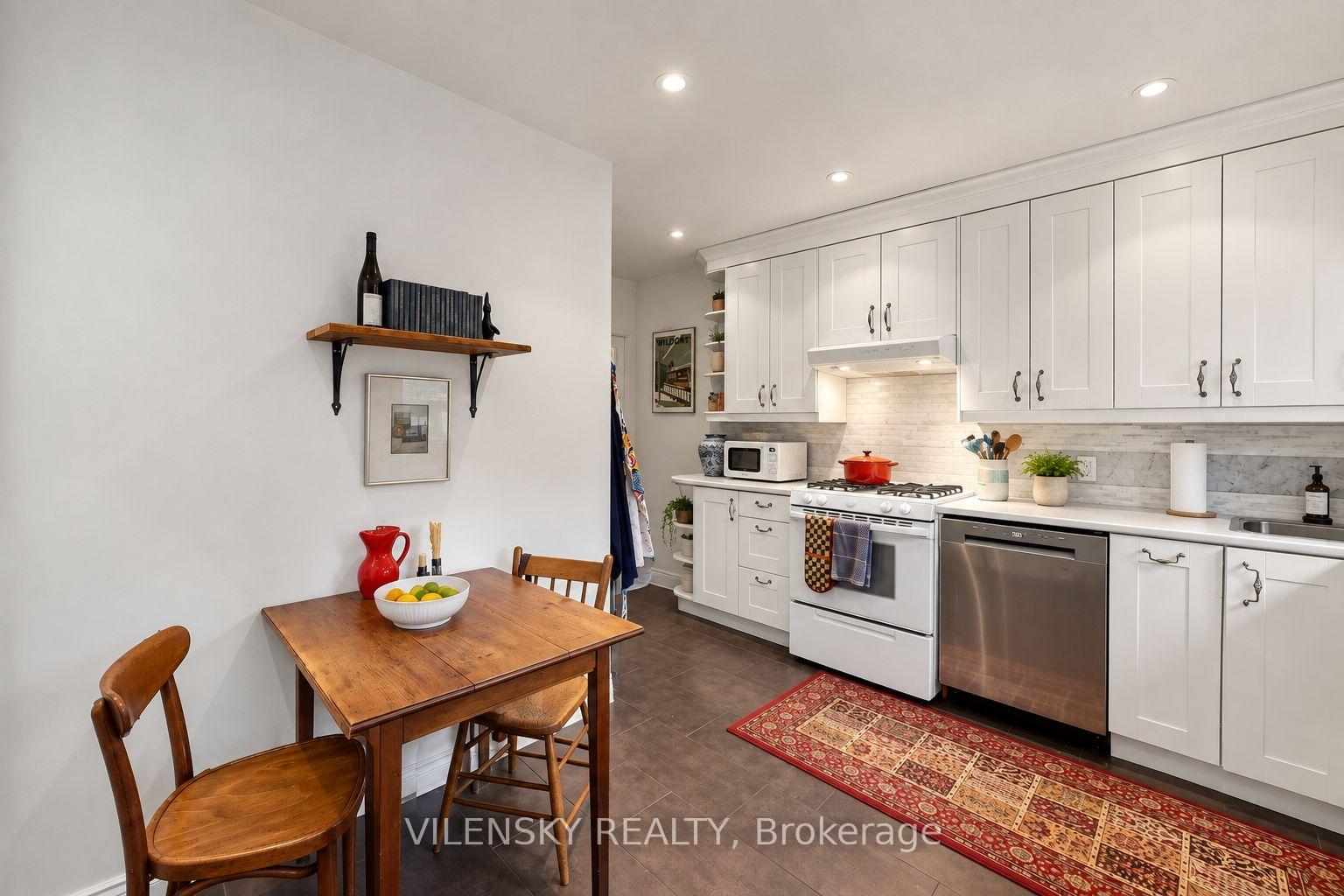 41 Lakeview Avenue, Toronto