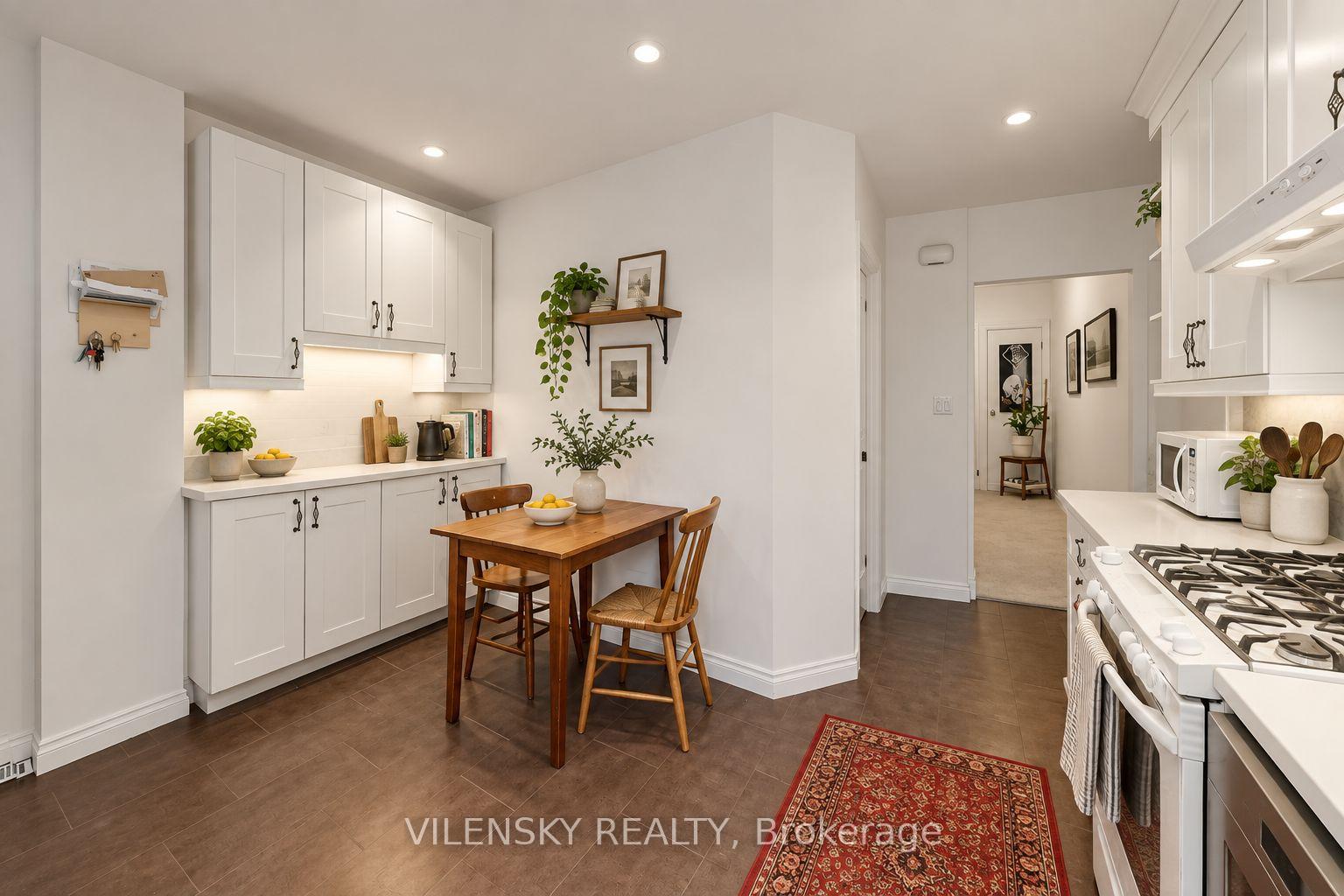 41 Lakeview Avenue, Toronto