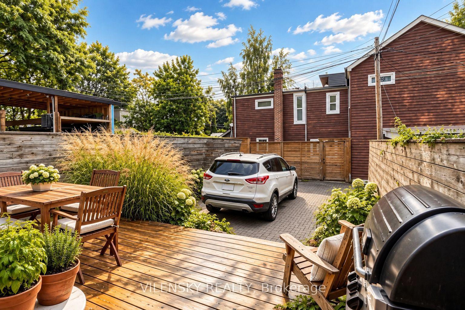 41 Lakeview Avenue, Toronto