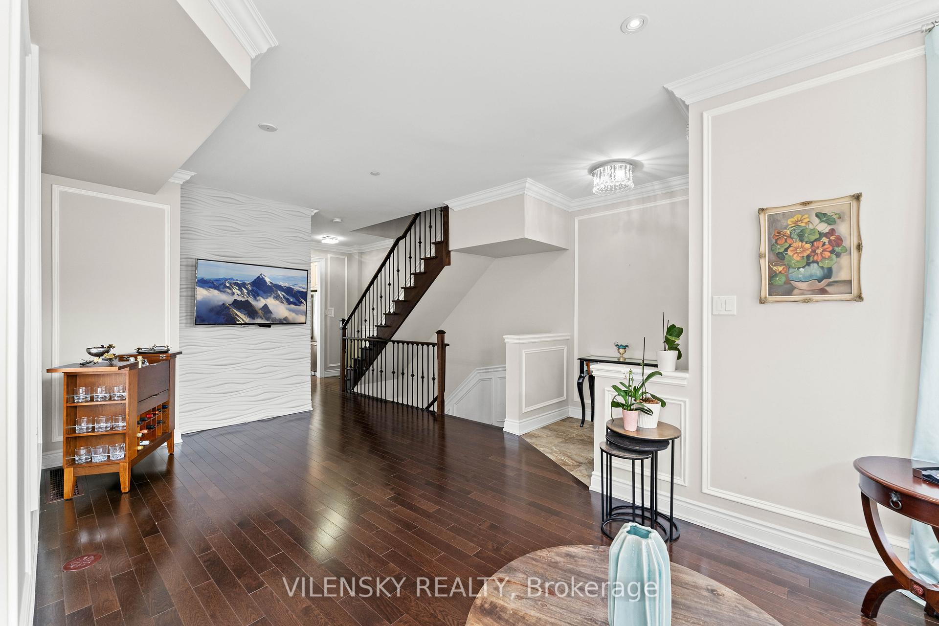 25-1331 Major Mackenzie Drive