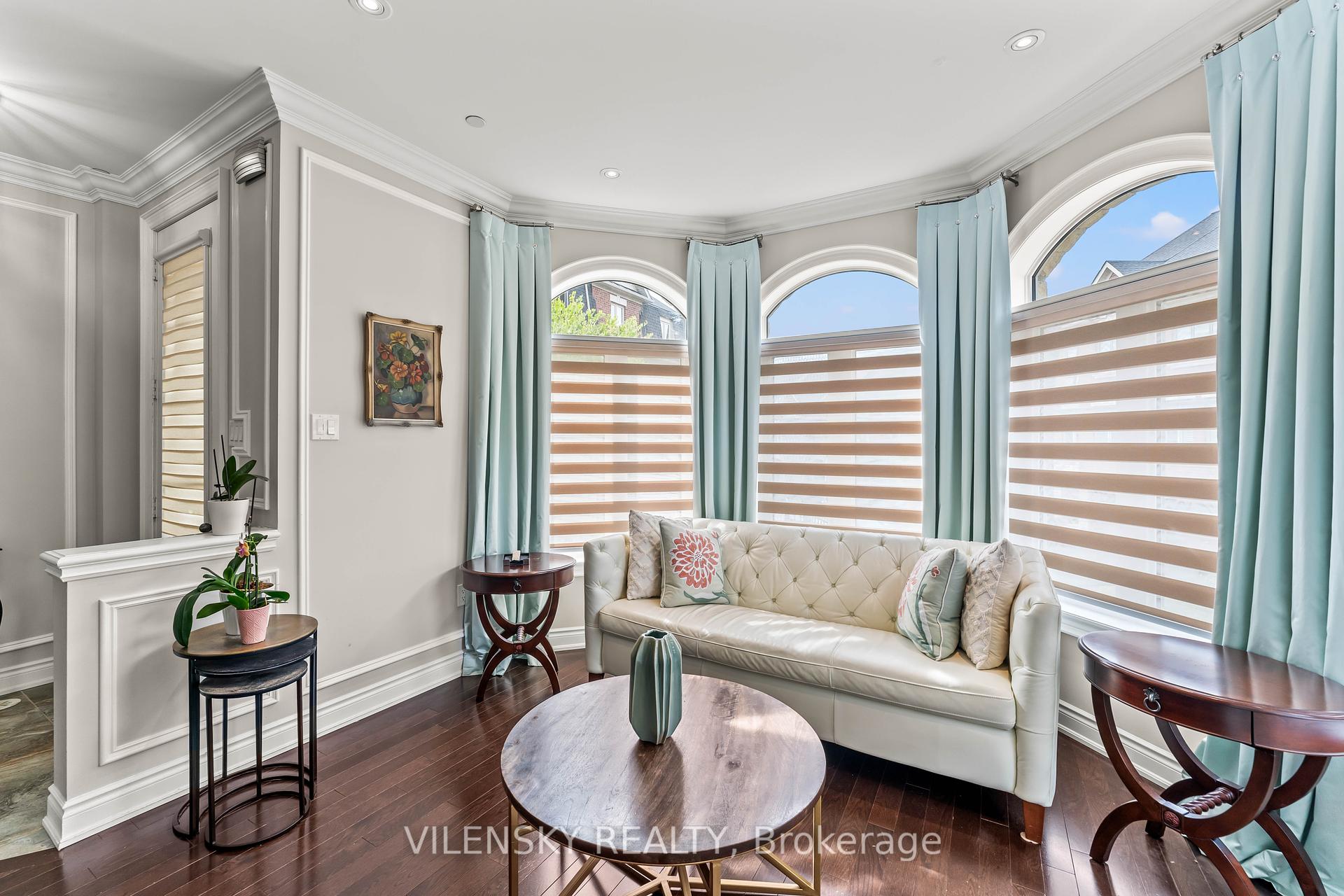 25-1331 Major Mackenzie Drive