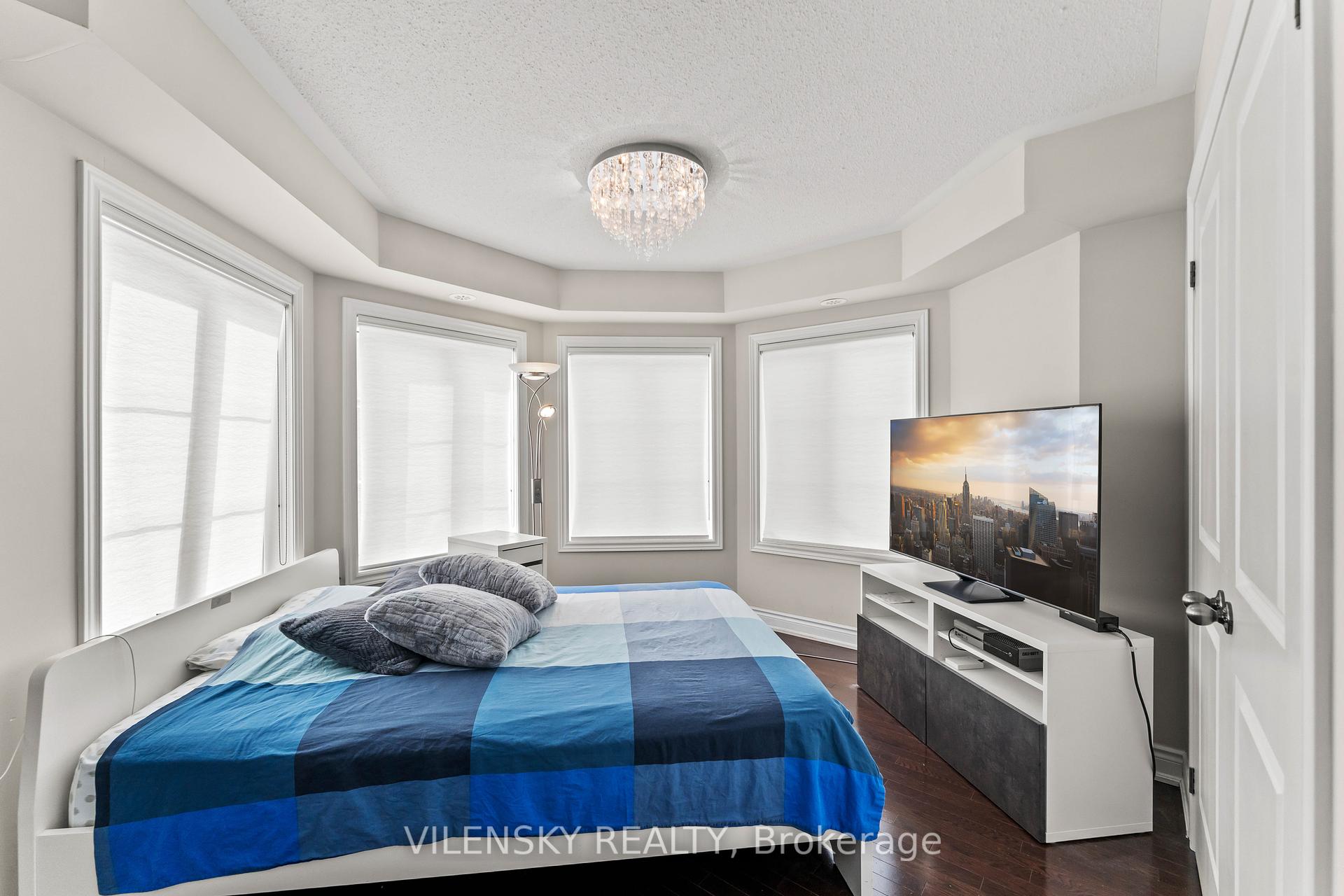25-1331 Major Mackenzie Drive