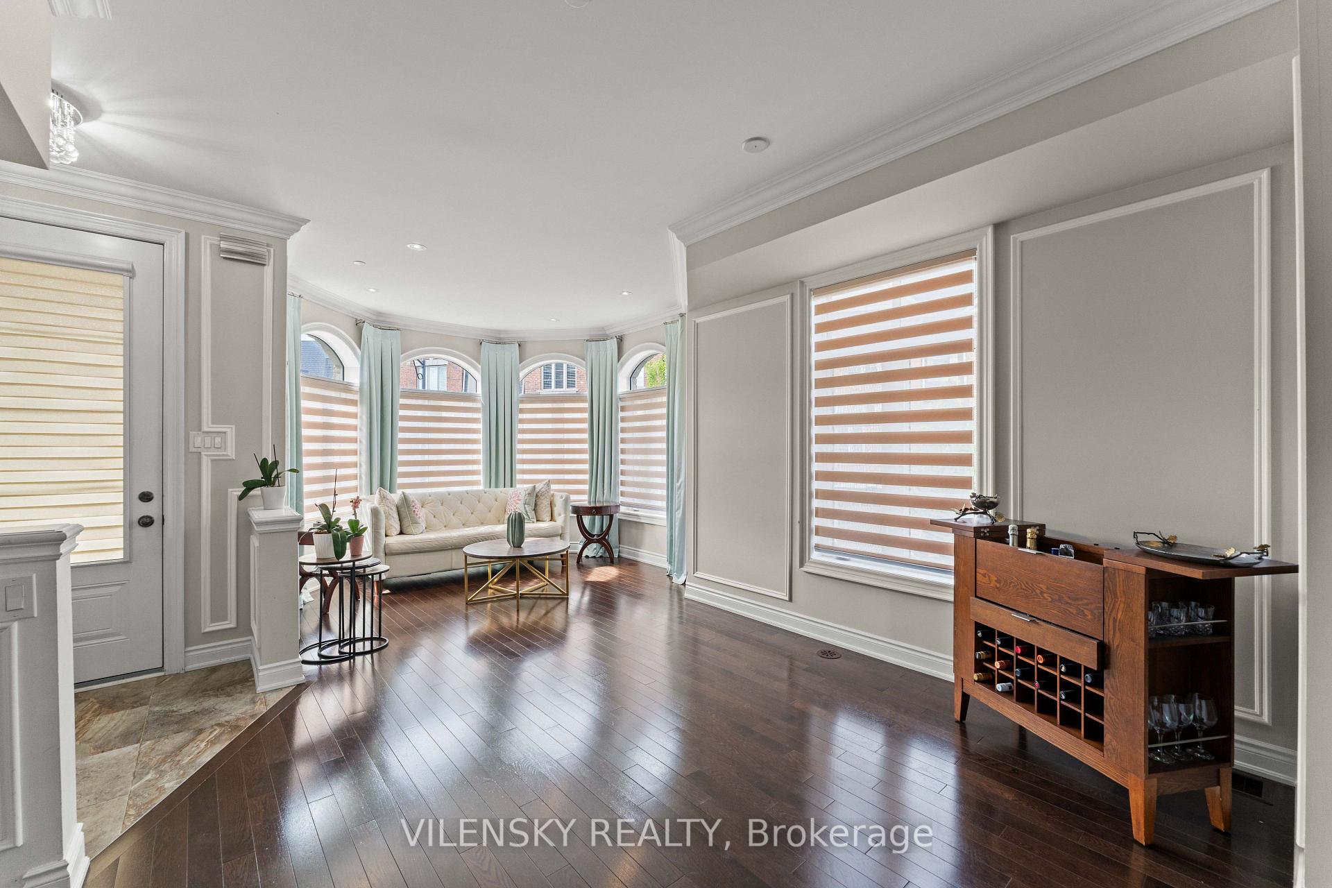 25-1331 Major Mackenzie Drive