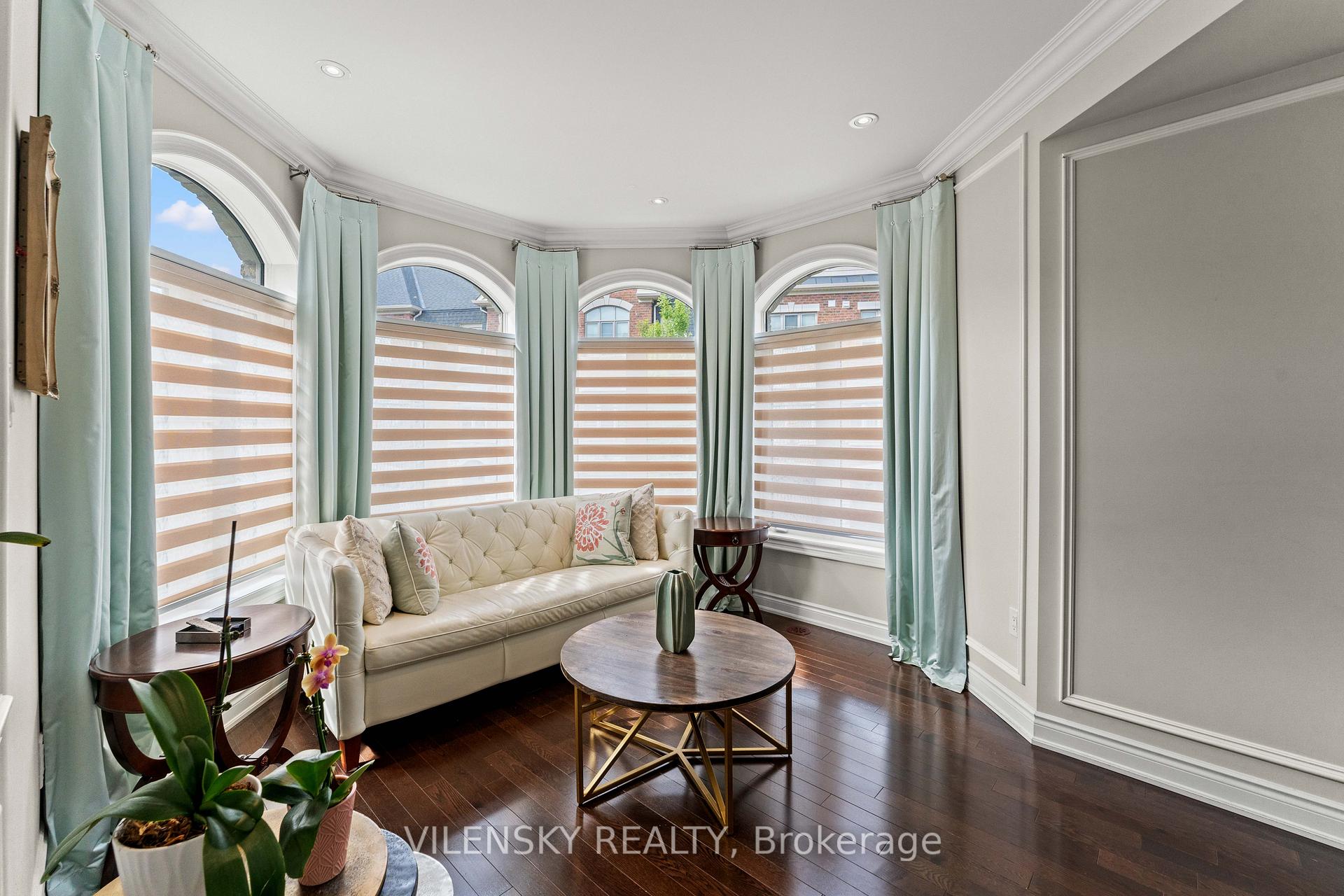 25-1331 Major Mackenzie Drive