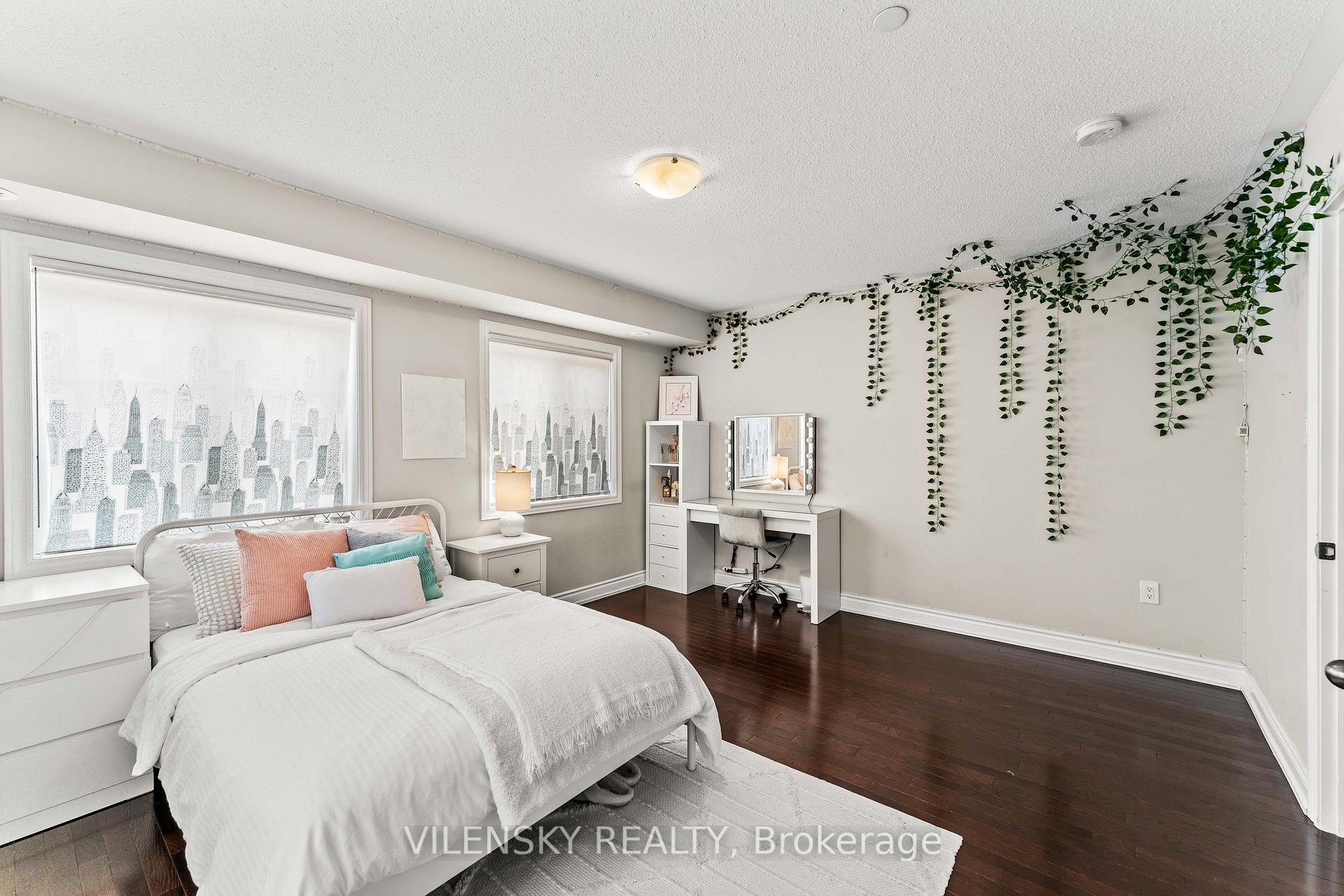 25-1331 Major Mackenzie Drive