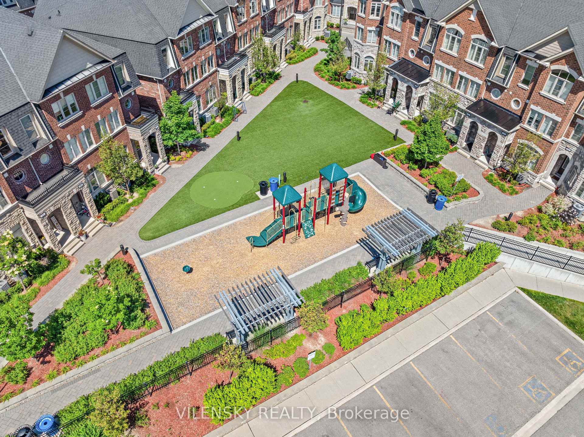 25-1331 Major Mackenzie Drive