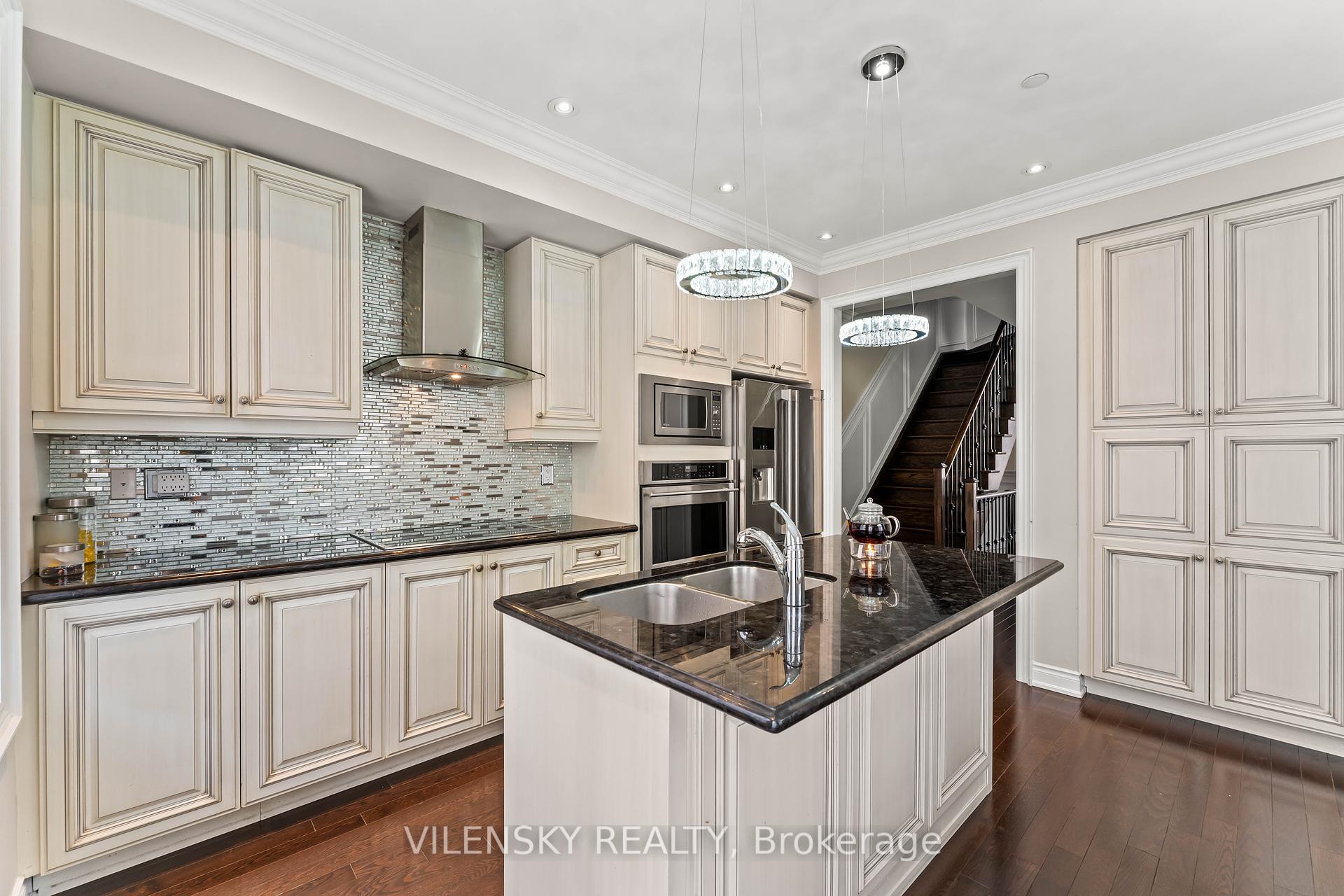 25-1331 Major Mackenzie Drive