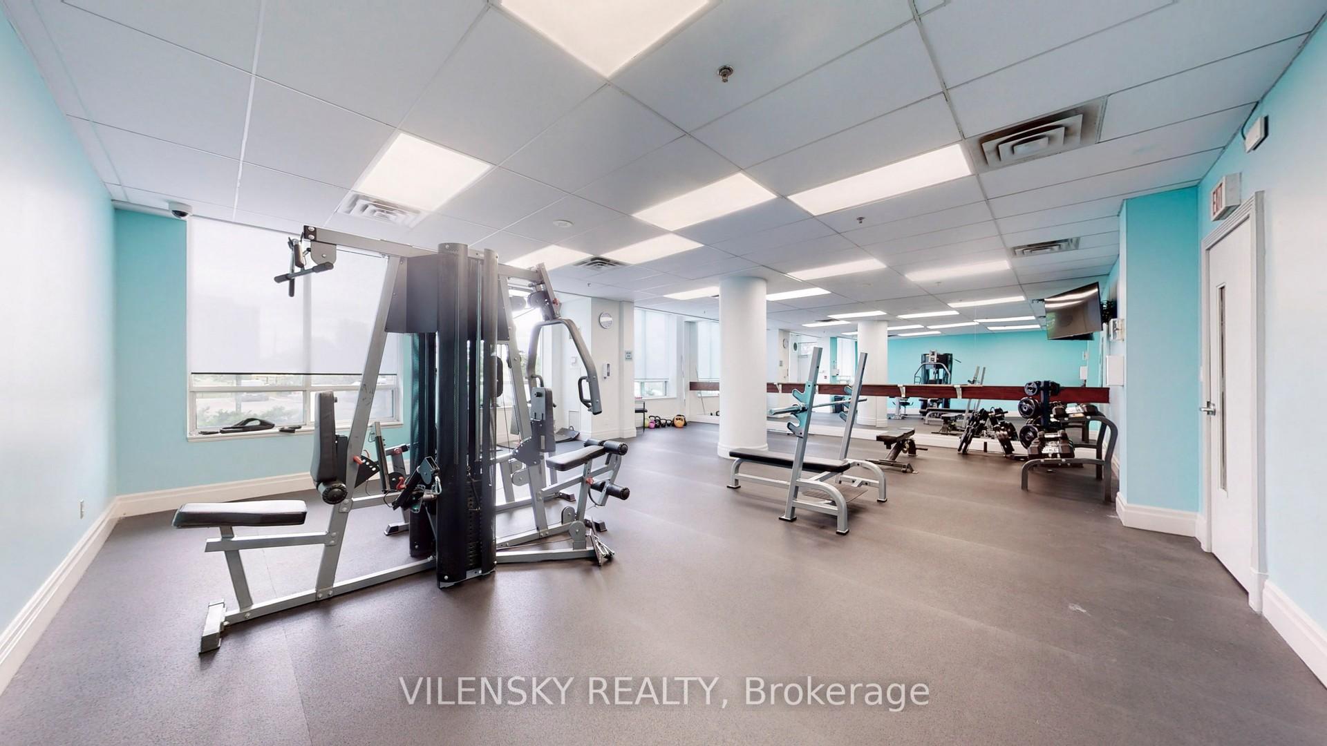 39 Oneida Crescent 215