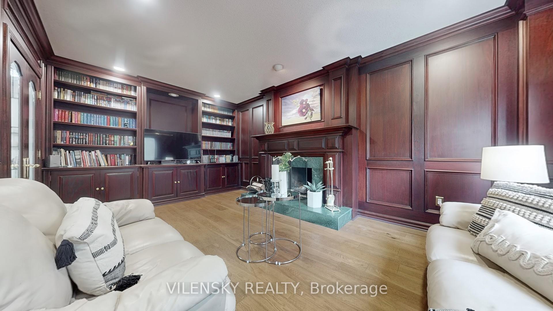 15 Hart Street, Richmond Hill