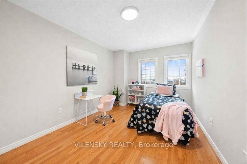 8777 Dufferin Street 17