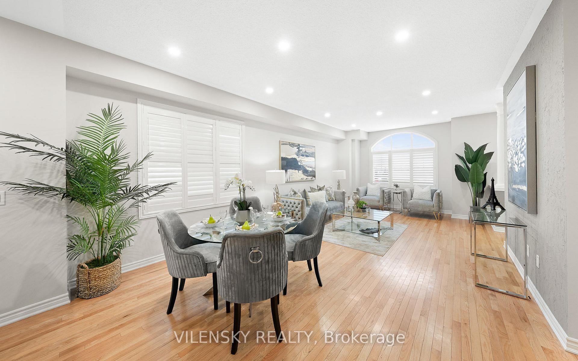 8777 Dufferin Street 17