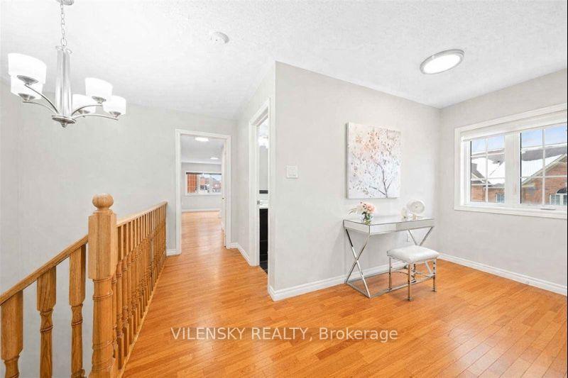 8777 Dufferin Street 17