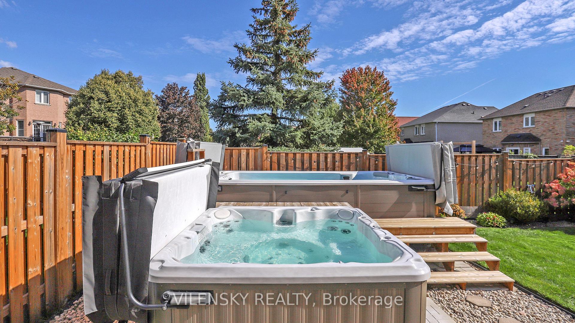 15 Gladstone Avenue, Vaughan, ON L6A 2C2, Vaughan ON, L6A 2C2