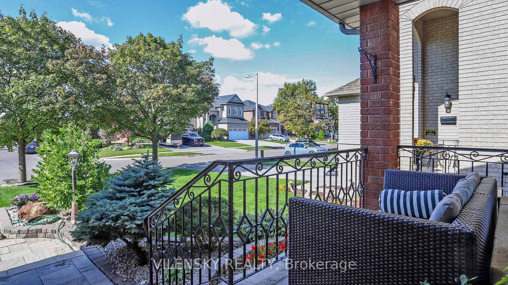 15 Gladstone Avenue, Vaughan, ON L6A 2C2, Vaughan ON, L6A 2C2