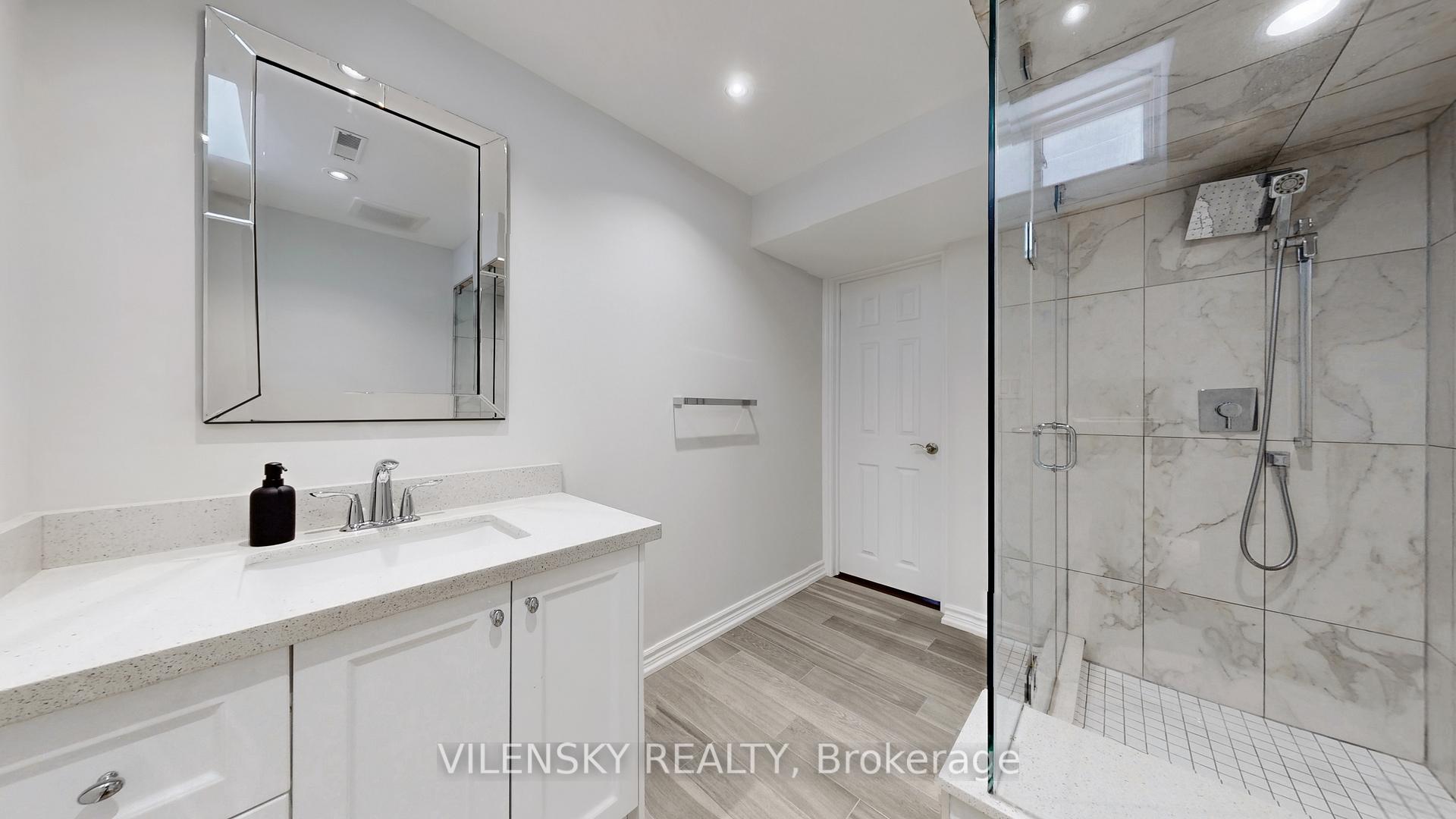 15 Gladstone Avenue, Vaughan, ON L6A 2C2, Vaughan ON, L6A 2C2