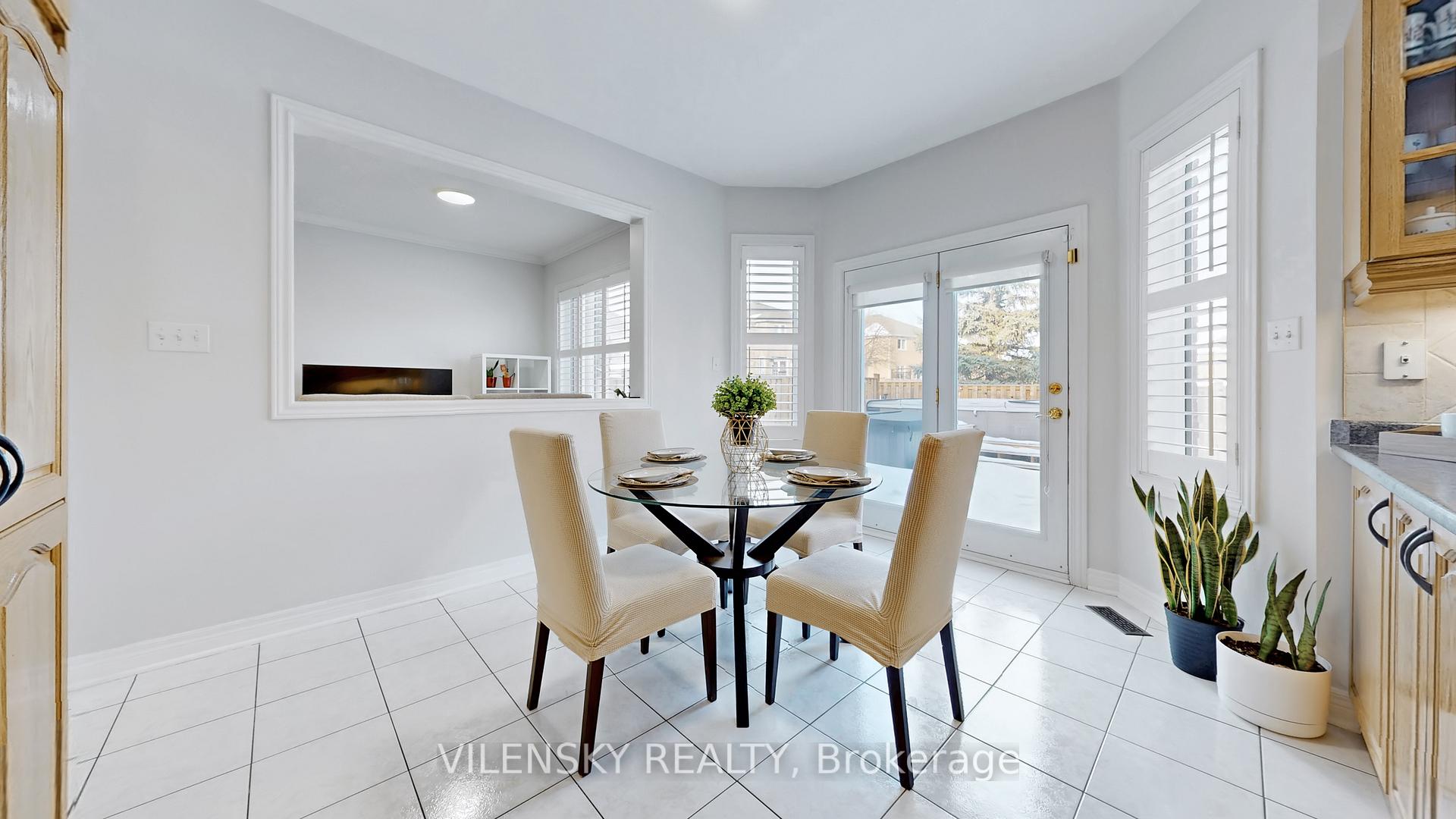 15 Gladstone Avenue, Vaughan, ON L6A 2C2, Vaughan ON, L6A 2C2