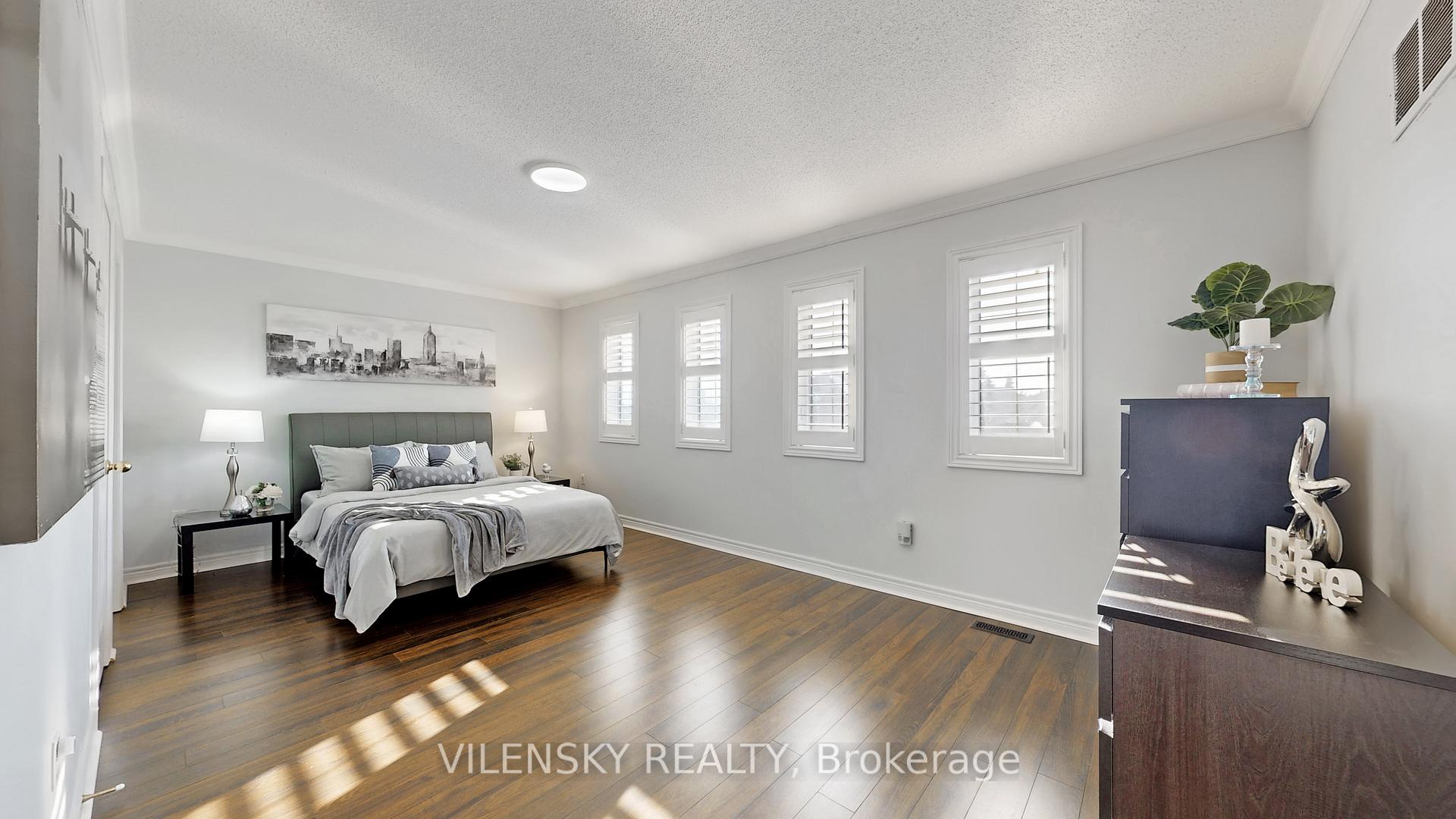 15 Gladstone Avenue, Vaughan, ON L6A 2C2, Vaughan ON, L6A 2C2