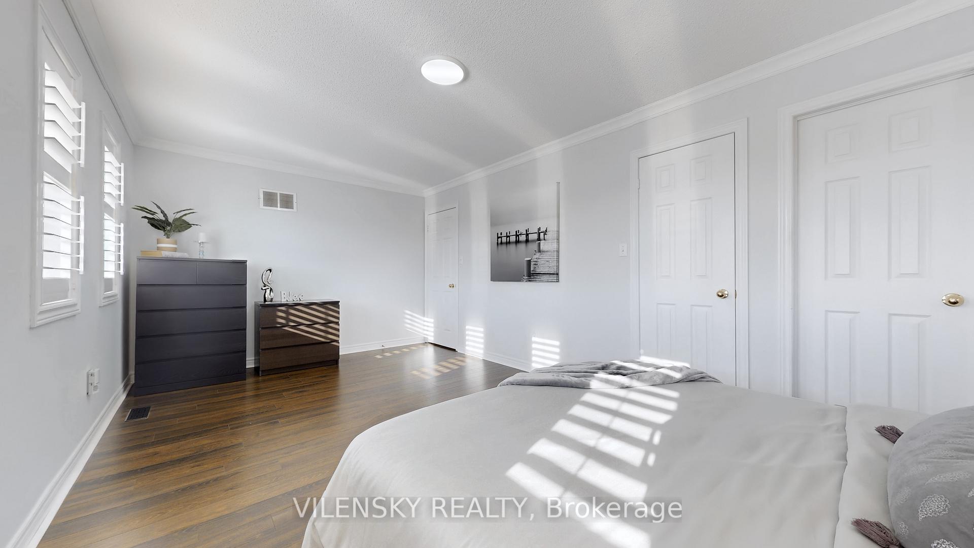 15 Gladstone Avenue, Vaughan, ON L6A 2C2, Vaughan ON, L6A 2C2