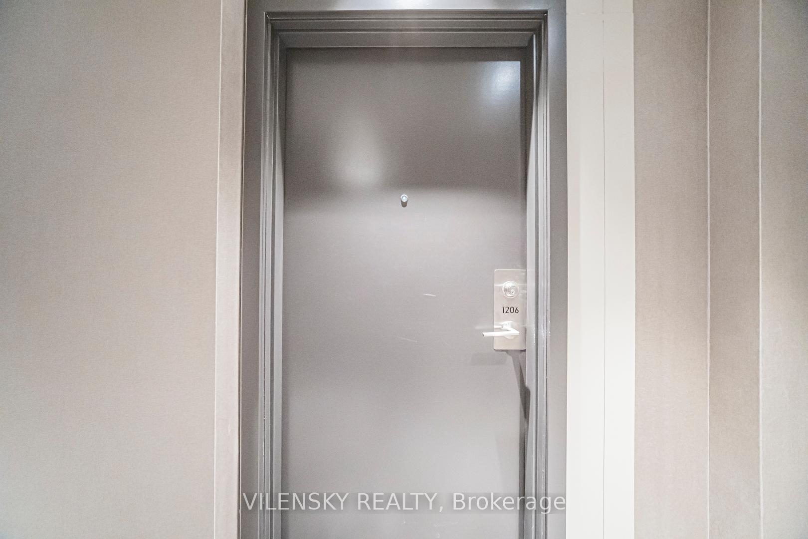 10 Honeycrisp Crescent 1206, Vaughan, ON L4K 0M7