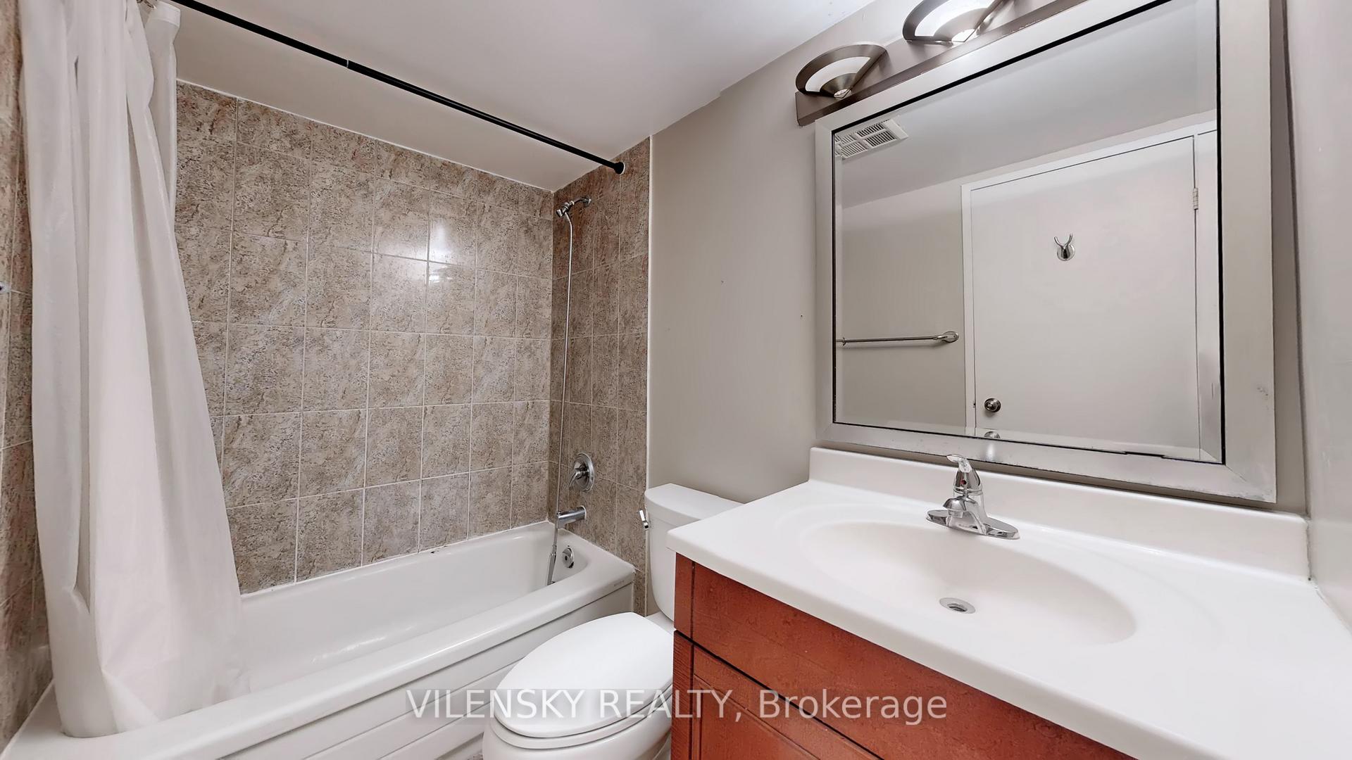 7460 Bathurst St #214 | 2-Bed Condo For Sale in Thornhill | Vilensky Realt