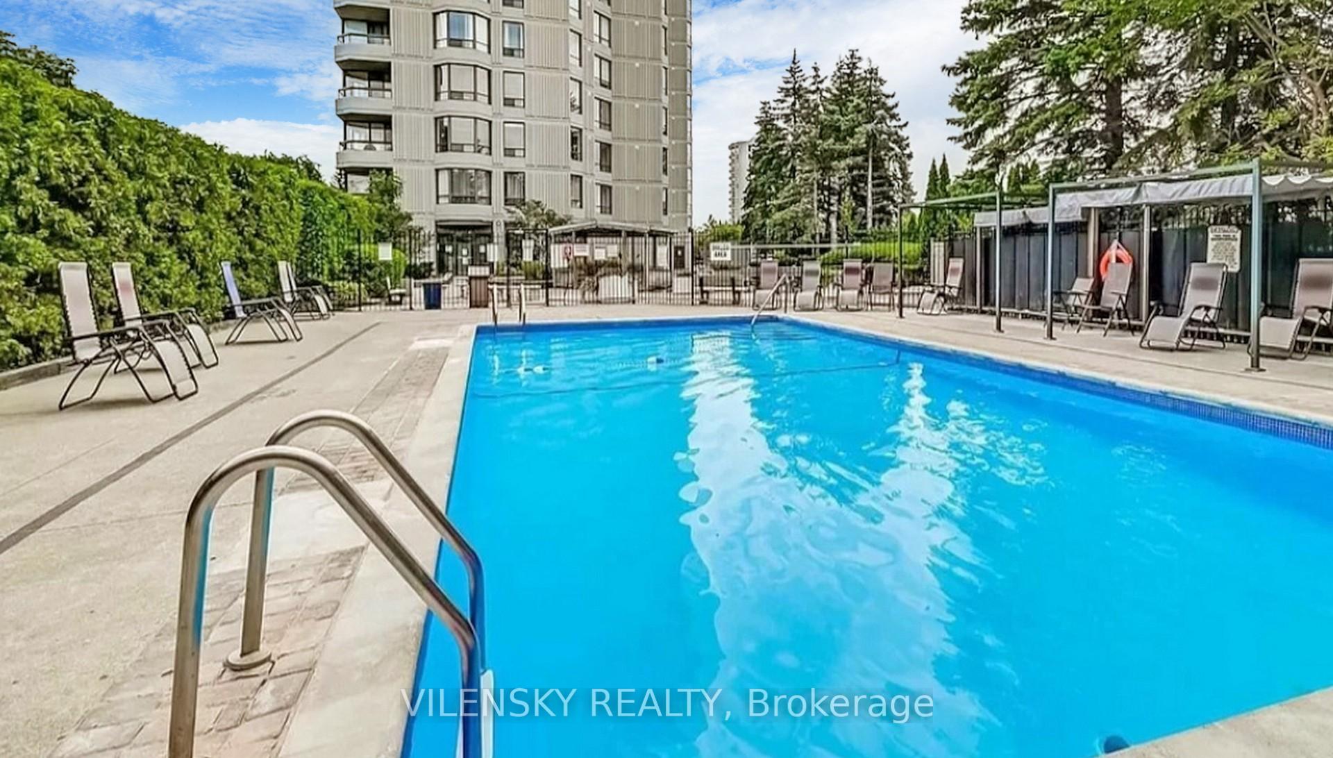 7460 Bathurst St #214 | 2-Bed Condo For Sale in Thornhill | Vilensky Realt