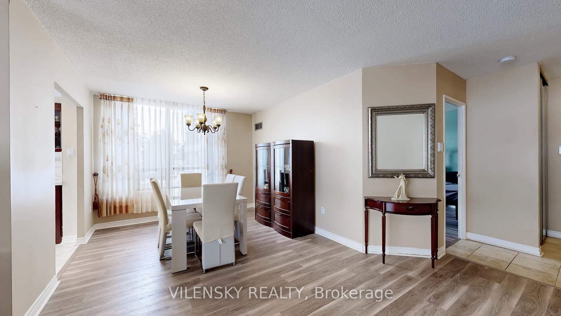 7460 Bathurst St #214 | 2-Bed Condo For Sale in Thornhill | Vilensky Realt