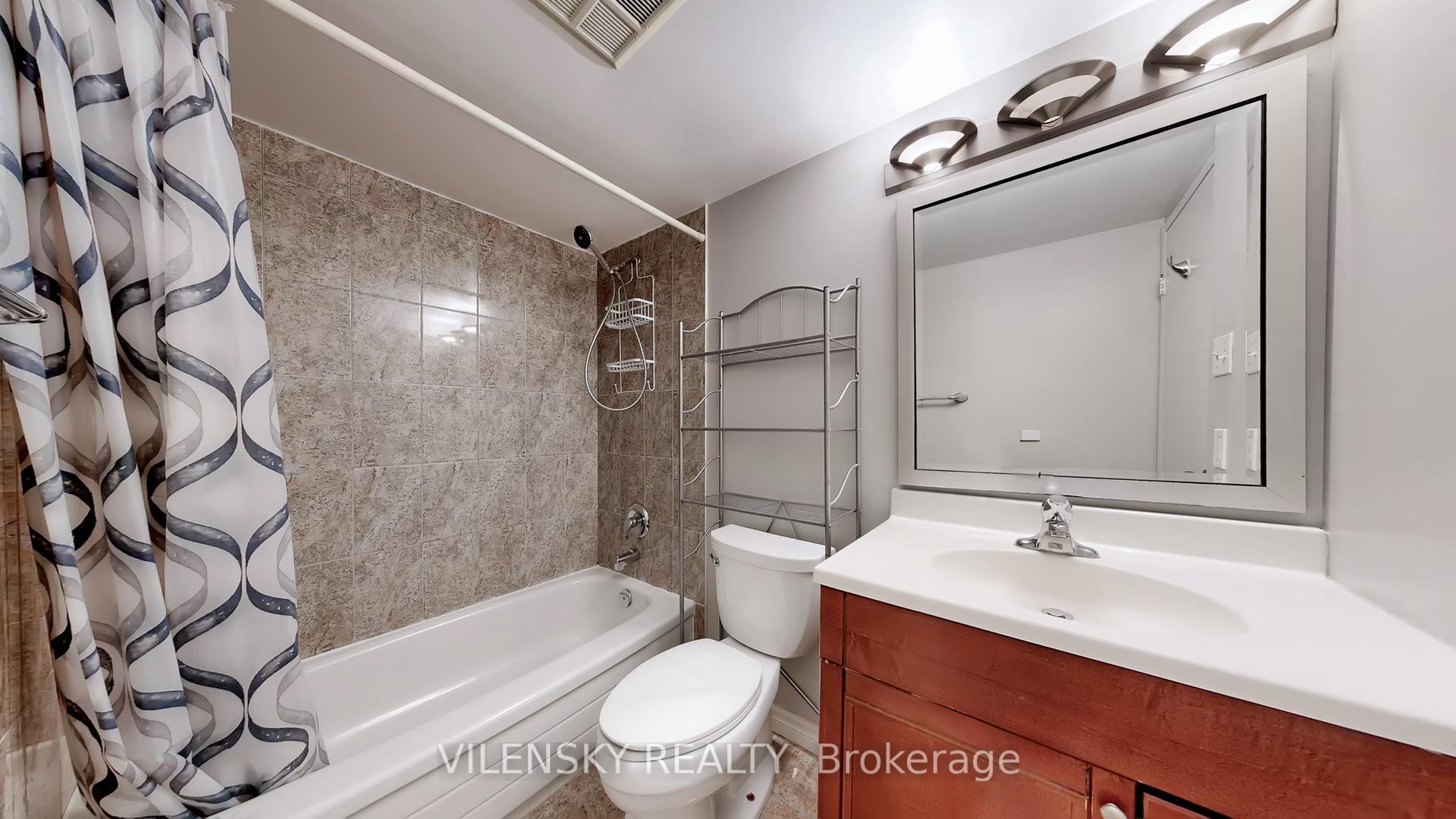 7460 Bathurst St #214 | 2-Bed Condo For Sale in Thornhill | Vilensky Realt