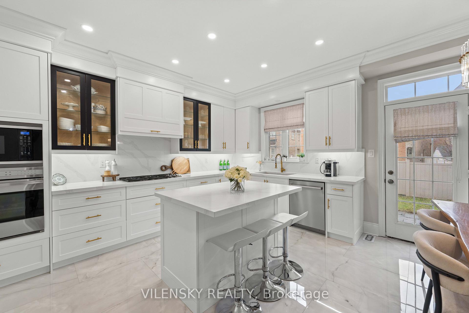 Luxury 4-Bed Family Home | 235 Israel Zilber Dr, Patterson Vaughan, Upper Thornhill Estates | Vilensky Realty