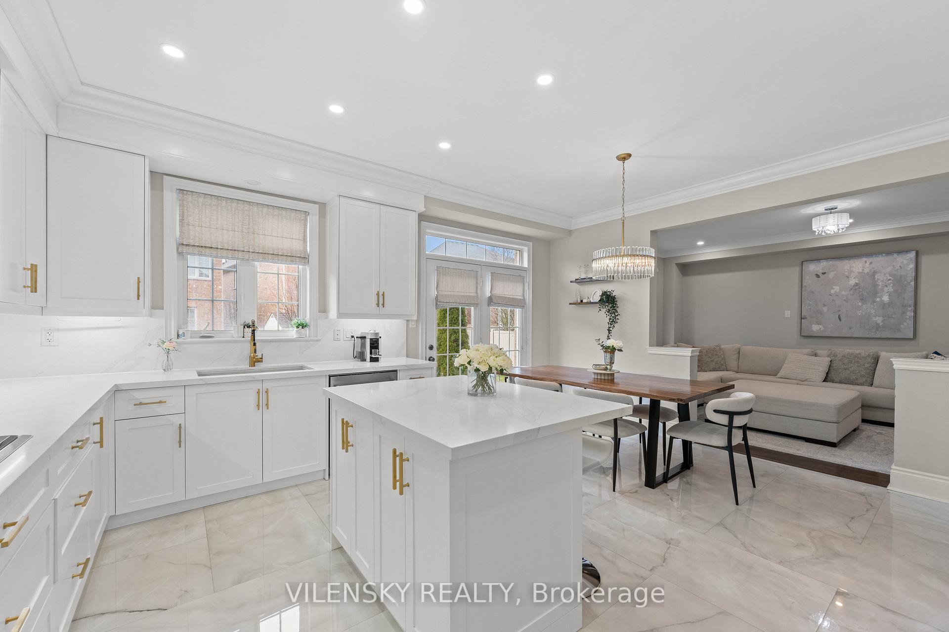 Luxury 4-Bed Family Home | 235 Israel Zilber Dr, Patterson Vaughan, Upper Thornhill Estates | Vilensky Realty