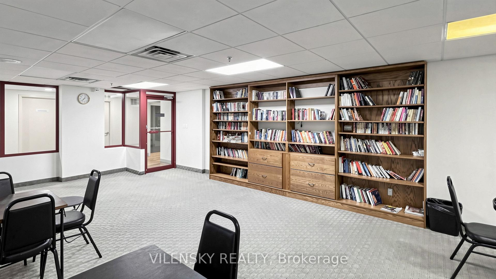 Suite 1402 – 110 Promenade Circle | Renovated Luxury Condo Thornhill | Vilensky Realty