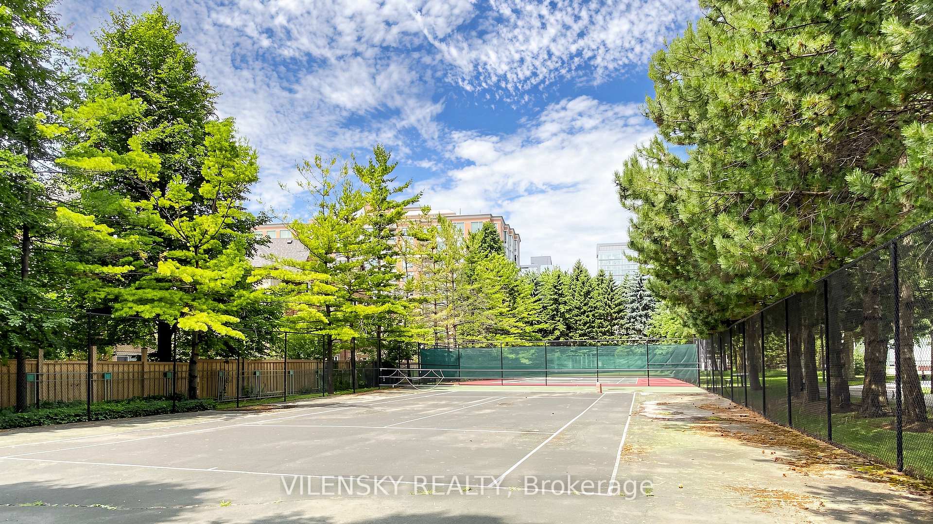 Suite 1402 – 110 Promenade Circle | Renovated Luxury Condo Thornhill | Vilensky Realty