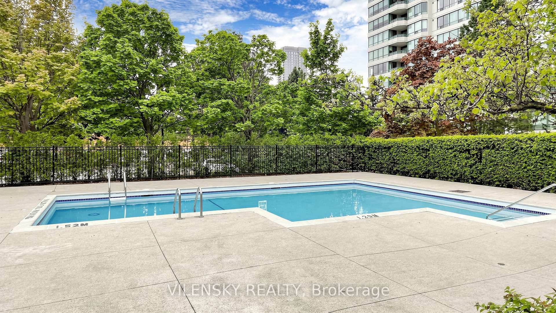 Suite 1402 – 110 Promenade Circle | Renovated Luxury Condo Thornhill | Vilensky Realty