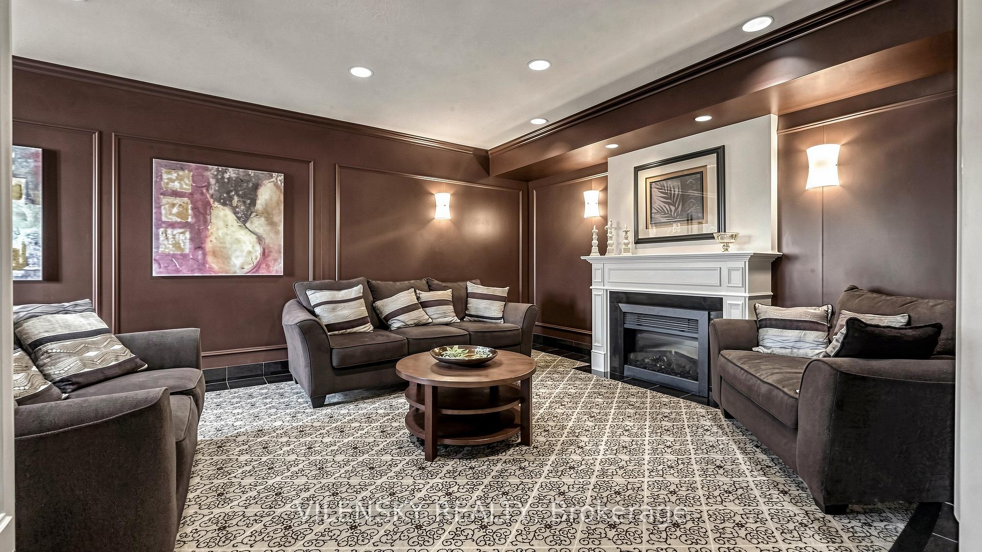 Suite 1402 – 110 Promenade Circle | Renovated Luxury Condo Thornhill | Vilensky Realty