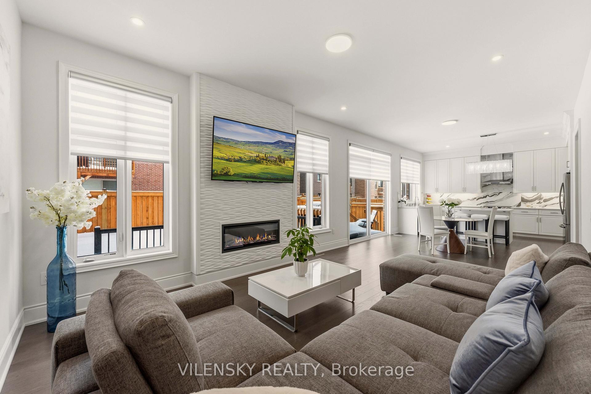 Luxury 5-Bed Family Home for Sale | 23 Watershed Gate, Queensville East Gwillimbury | Vilensky Realty