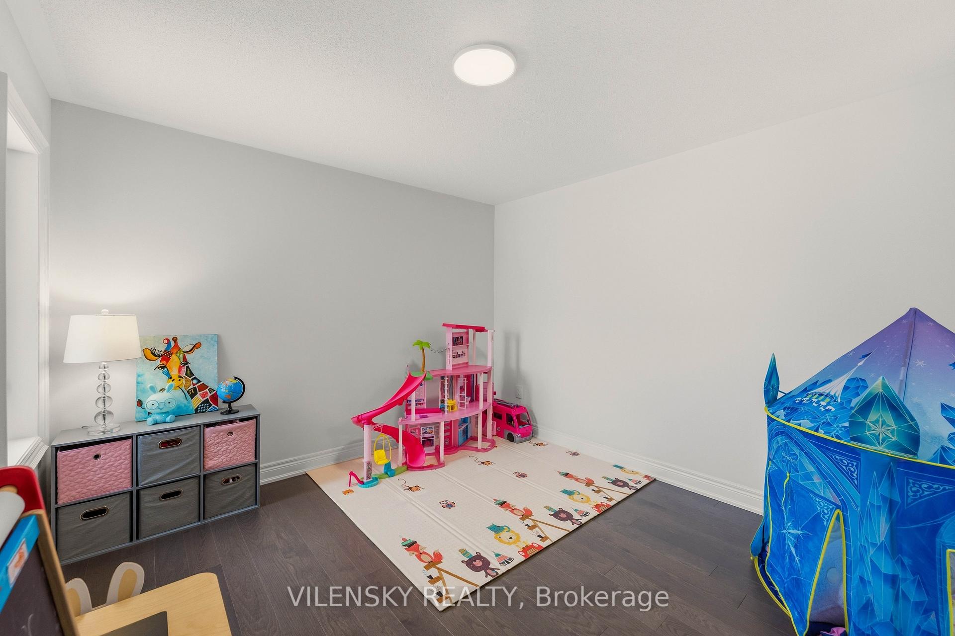 Luxury 5-Bed Family Home for Sale | 23 Watershed Gate, Queensville East Gwillimbury | Vilensky Realty