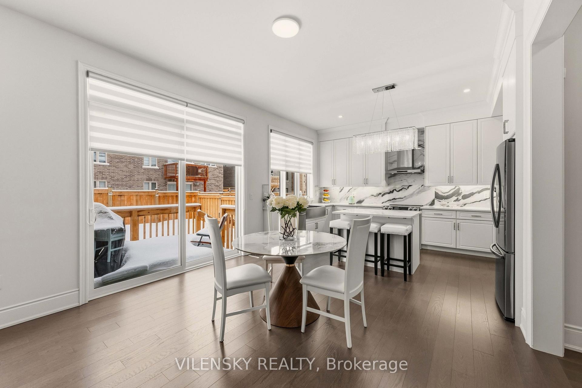 Luxury 5-Bed Family Home for Sale | 23 Watershed Gate, Queensville East Gwillimbury | Vilensky Realty