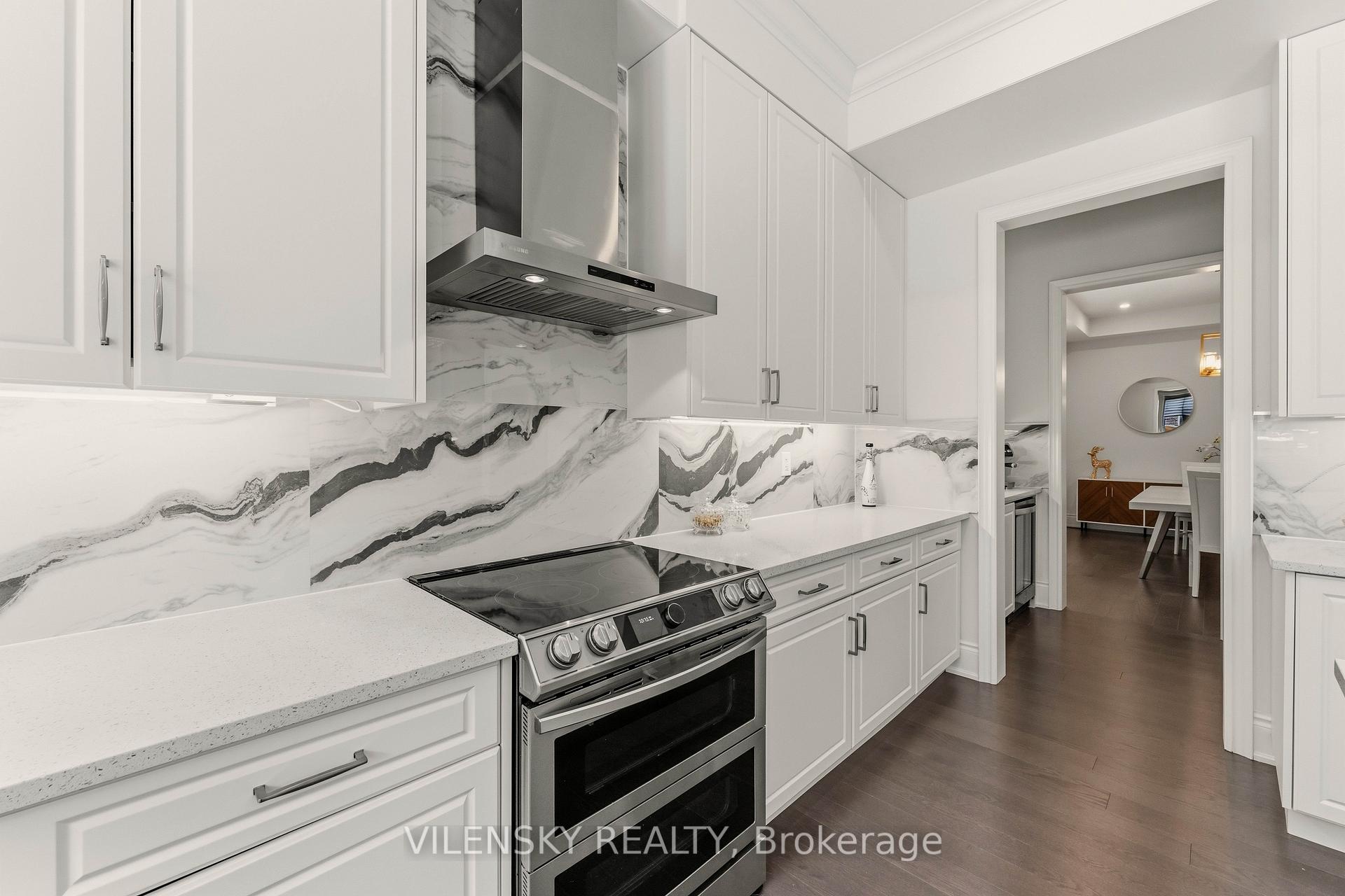 Luxury 5-Bed Family Home for Sale | 23 Watershed Gate, Queensville East Gwillimbury | Vilensky Realty