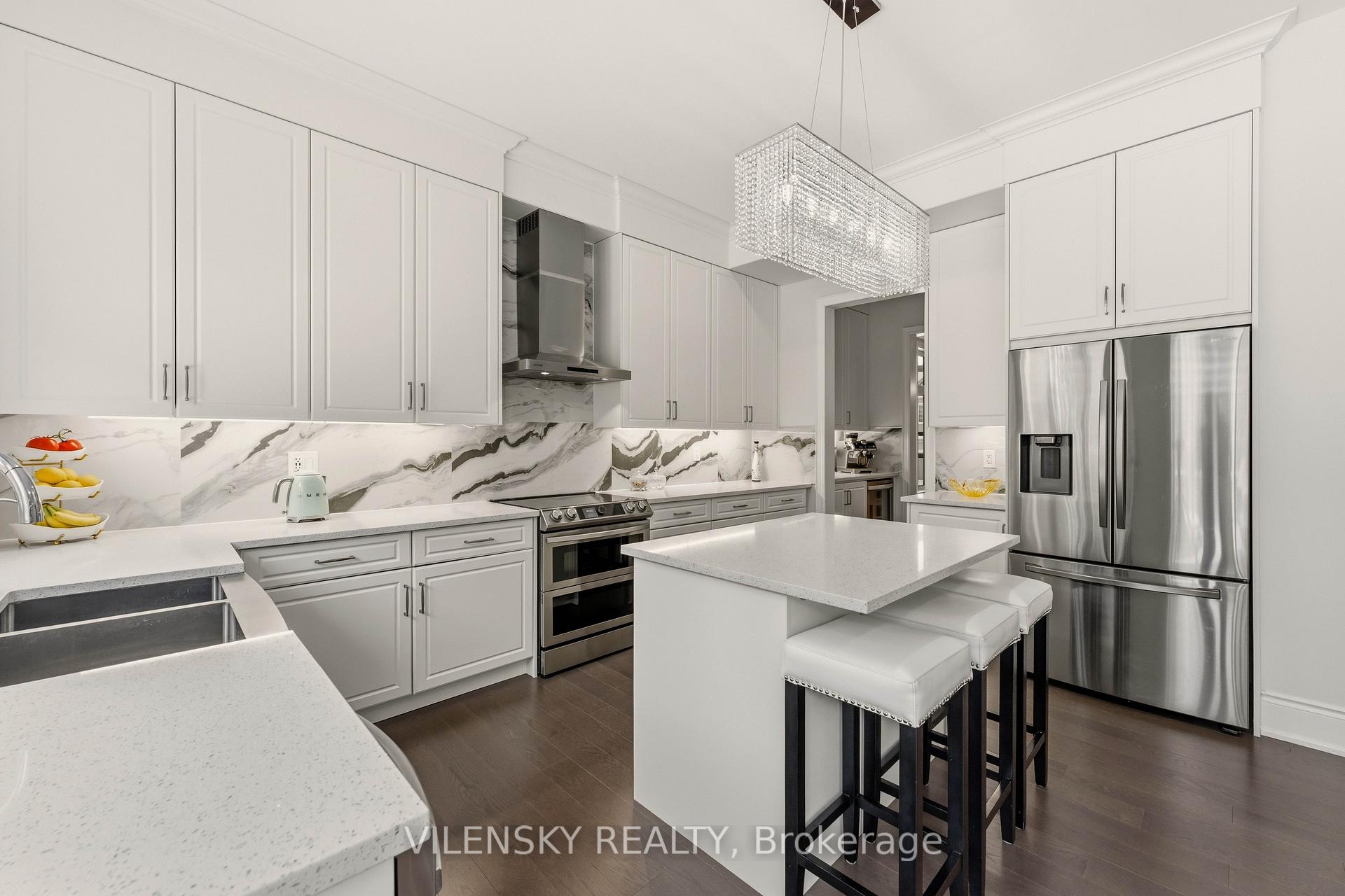 Luxury 5-Bed Family Home for Sale | 23 Watershed Gate, Queensville East Gwillimbury | Vilensky Realty