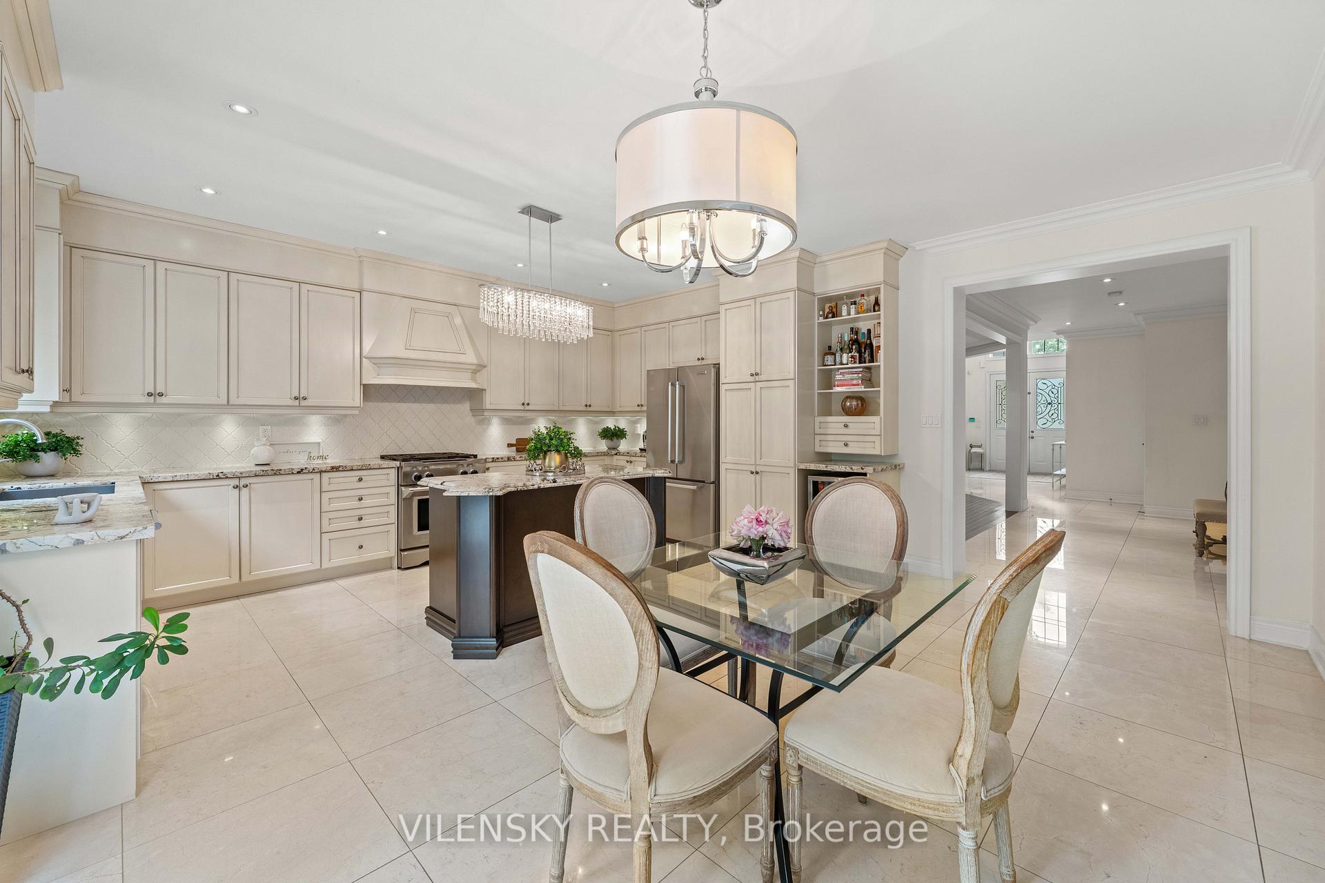 51 Lady Karen Crescent