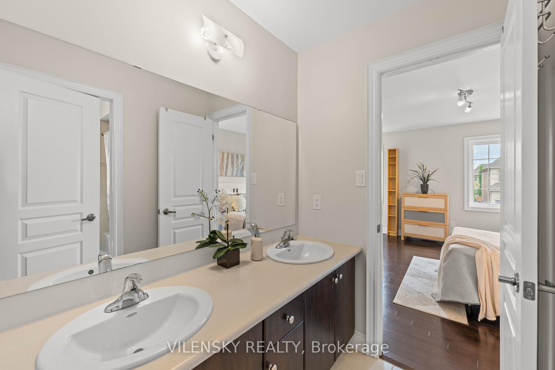 51 Lady Karen Crescent