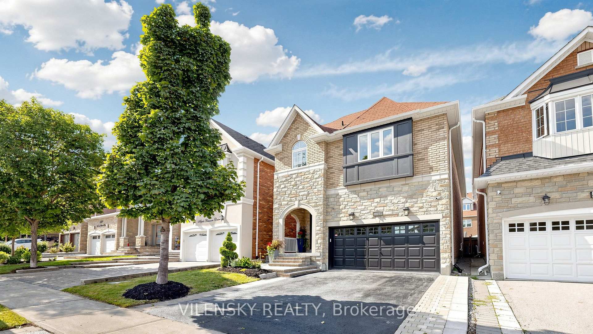 464 Apple Blossom Drive