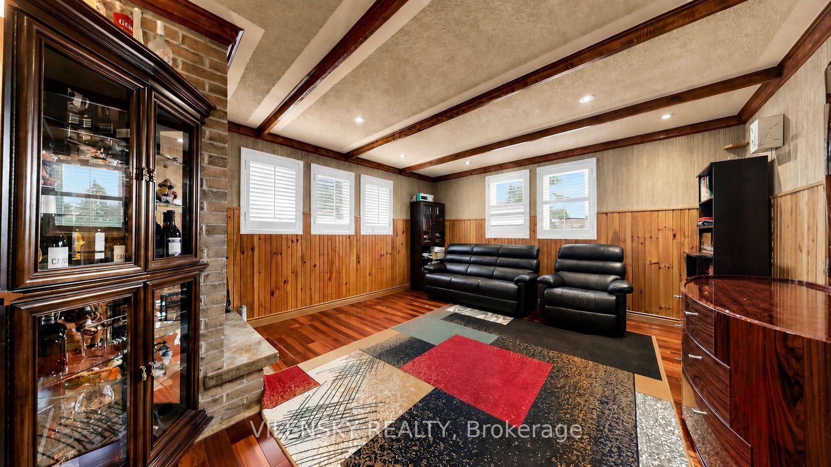 31 Lonny Court