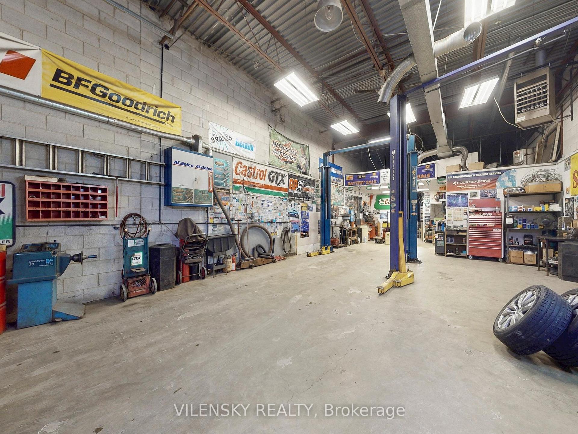 #33 – 1170 Sheppard Ave W | Industrial Condo For Sale Toronto | Vilensky Realty