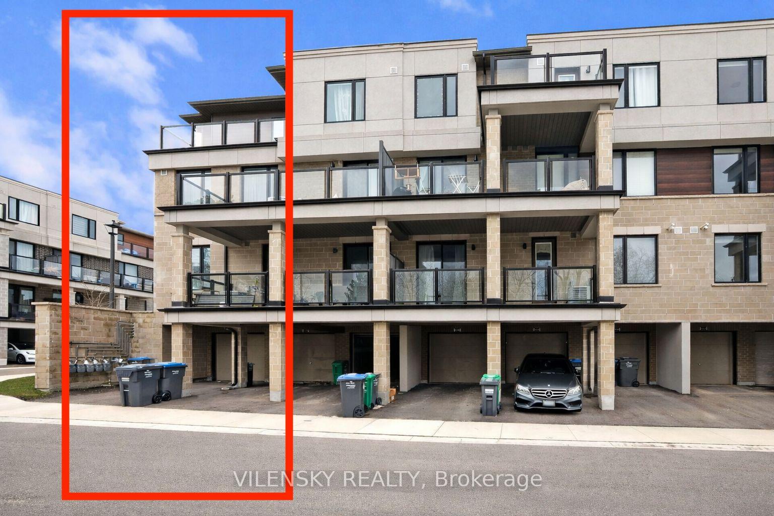New End-Unit Kaneff Townhouse in Brampton | 2 Bed, 2 Bath, 2 Parking | $589,000