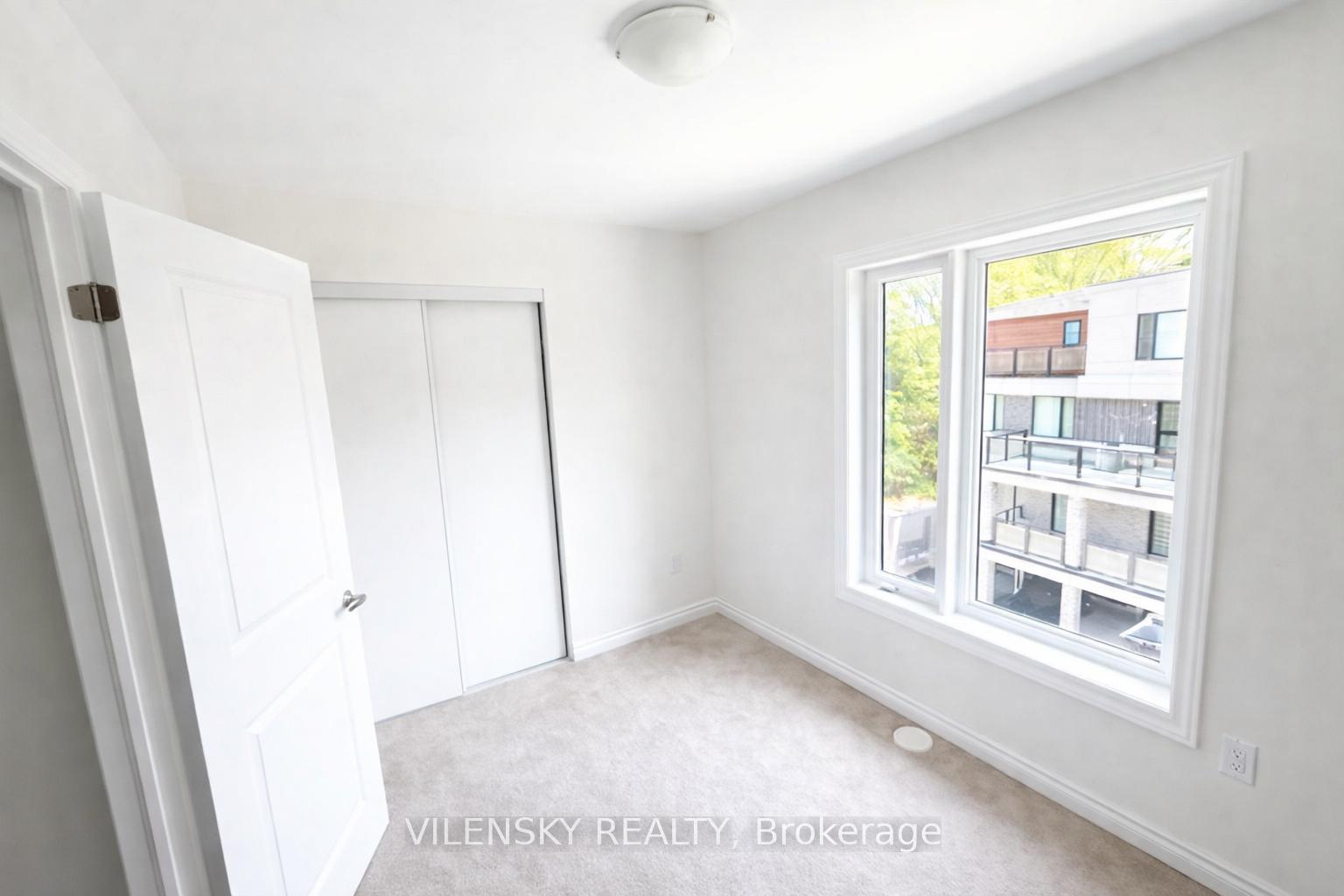 New End-Unit Kaneff Townhouse in Brampton | 2 Bed, 2 Bath, 2 Parking | $589,000