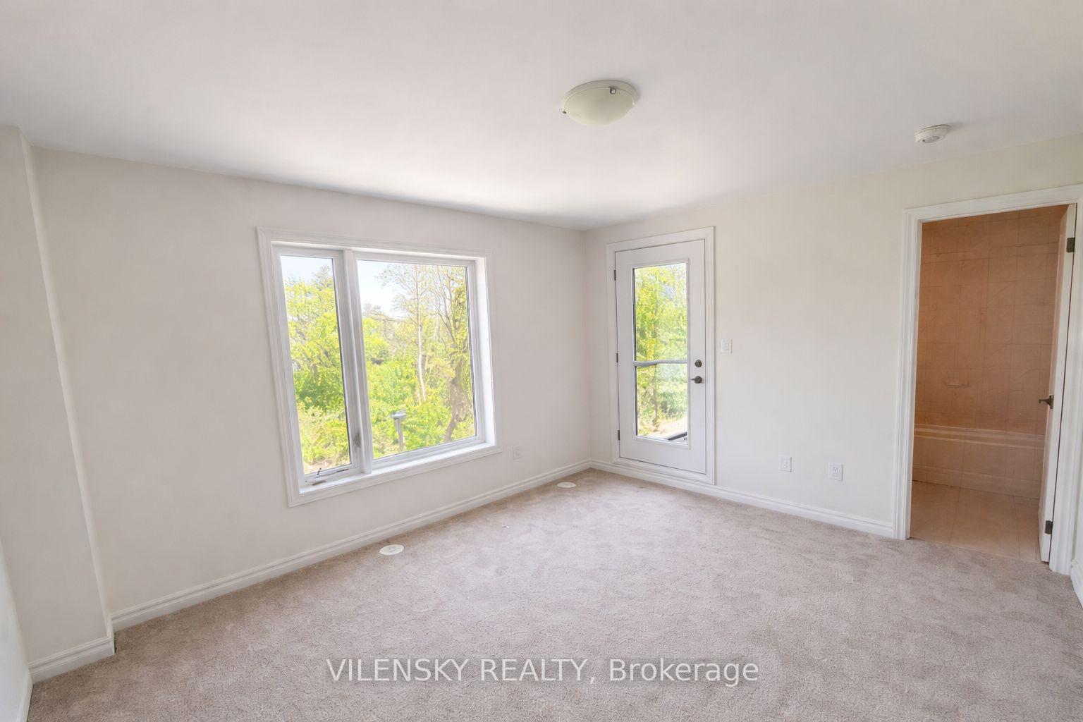 New End-Unit Kaneff Townhouse in Brampton | 2 Bed, 2 Bath, 2 Parking | $589,000